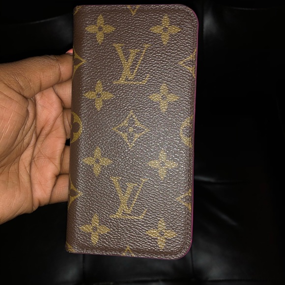Louis Vuitton IPhone X folio case 💯 Authentic - Picture 2 of 2